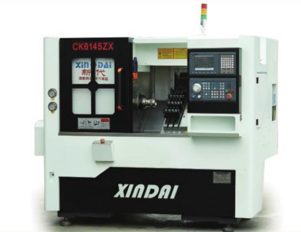 CK6146ZX数控车床(46大行程排刀机）  （X轴最大行程 900mm Z轴最大行程 320mm）
