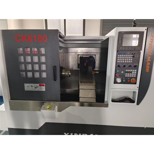 CK6180数控车床（排刀机（X轴最大行程 900mm Z轴最大行程 330mm）