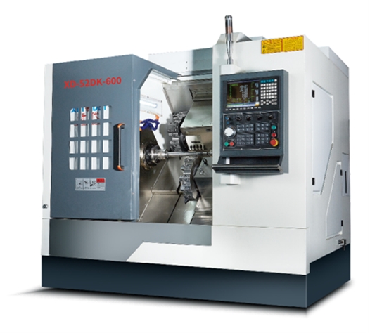 XD-52DK-600双伺服刀塔尾座机(新代系统22TA)    (床身最大回转直径Φ520mm 顶针间最大加工长度600mm)