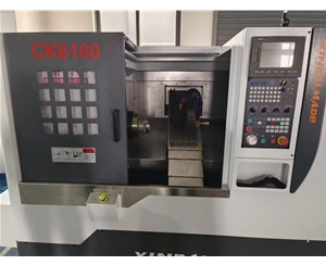 CK6180数控车床（排刀机（X轴最大行程 900mm Z轴最大行程 330mm）